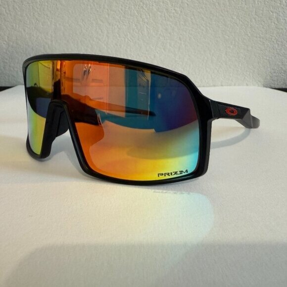 OO9406 Oakley SUTRO Matte Black Frame Prizm Polarized Lenses - Picture 3 of 7